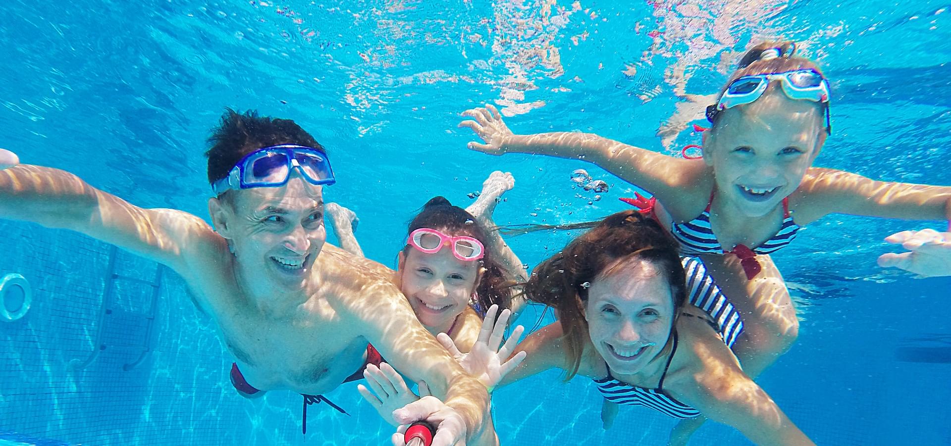 Les piscines - Porte de Drômardèche